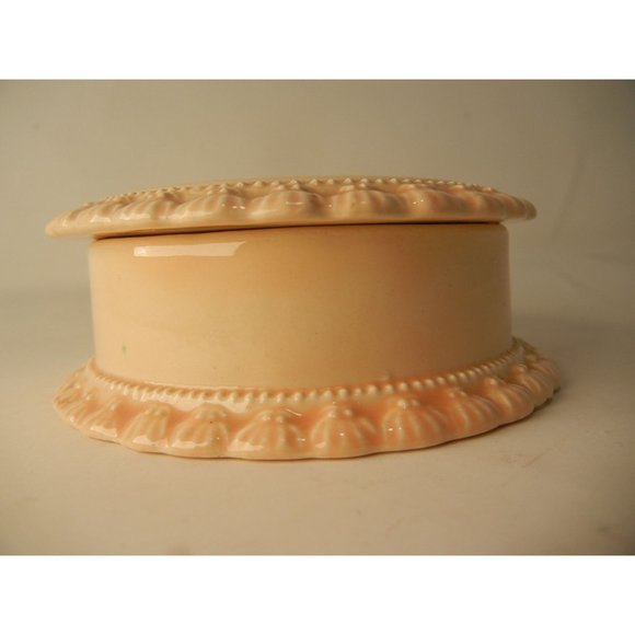 Vintage 1988 trinket dish, Gator Mold Co. covered ring dish 3" by 1 in. floral - Picture 4 of 8